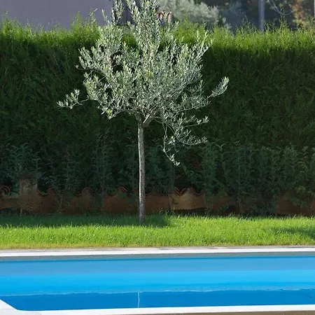 Bellamy With Pool And Jacuzzi Near Porec