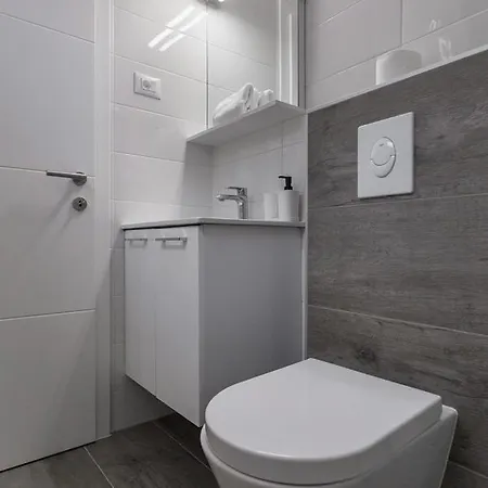 Hotel Bellamy With Pool And Jacuzzi Near Porec 4*